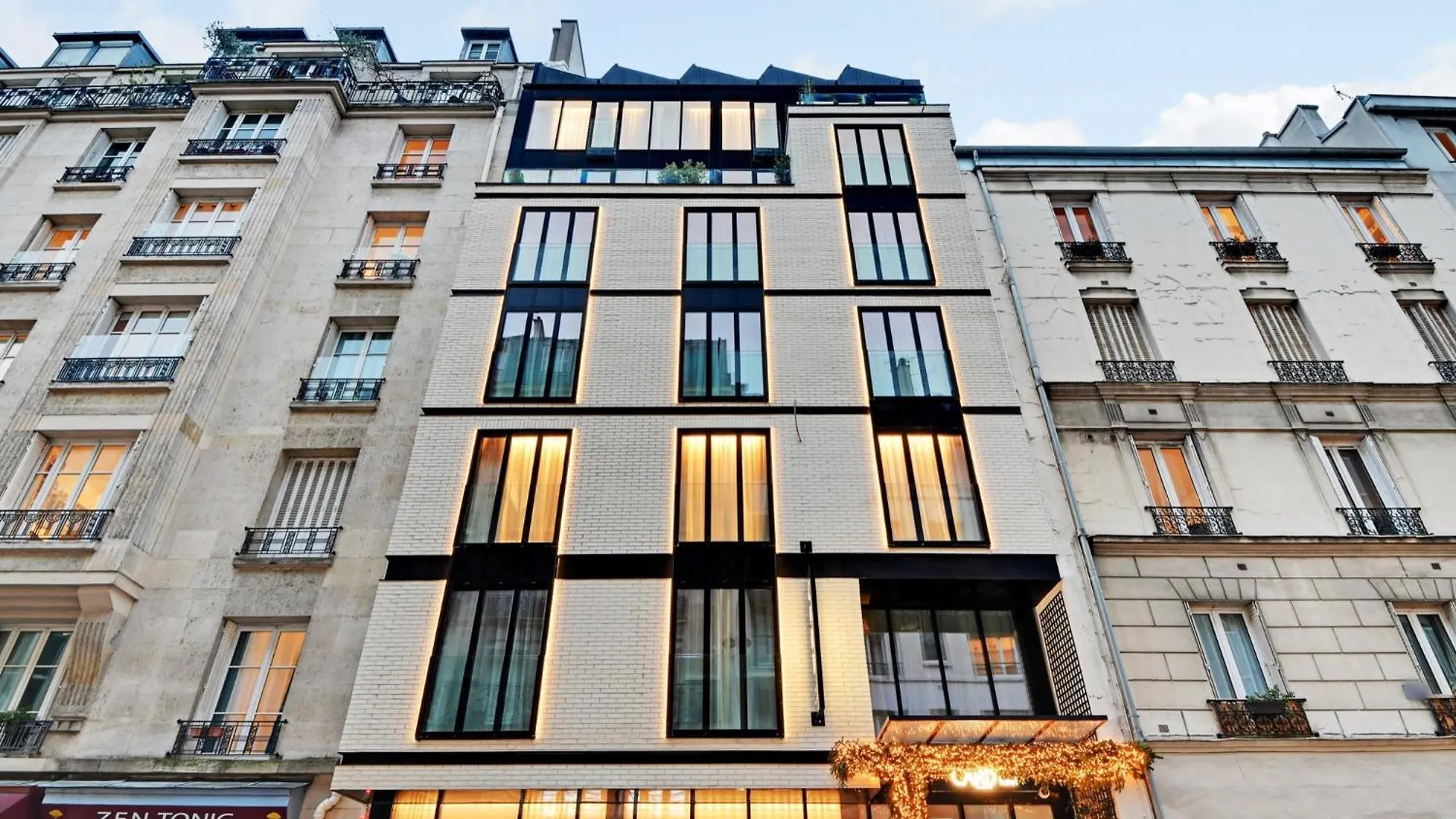 Card Hotel Parijs