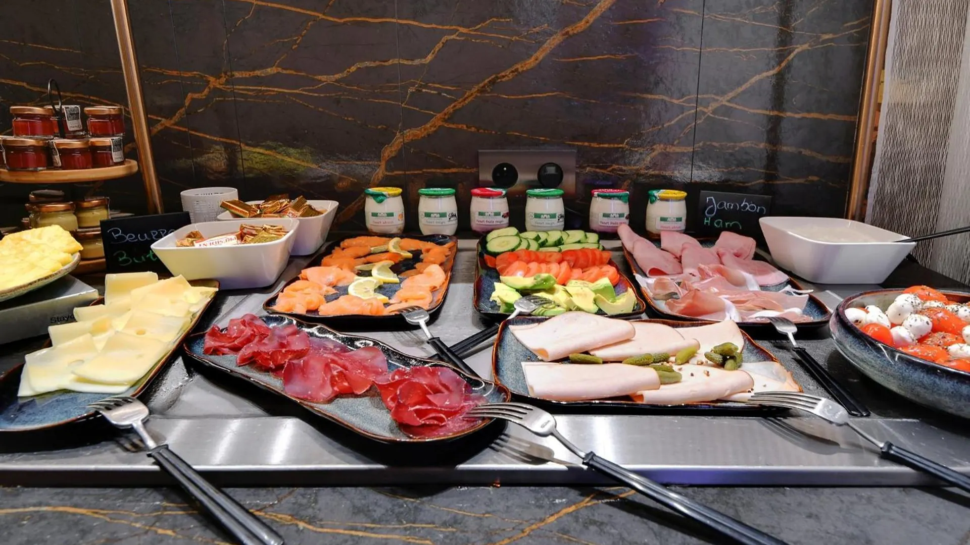 Hotel Card Parijs
