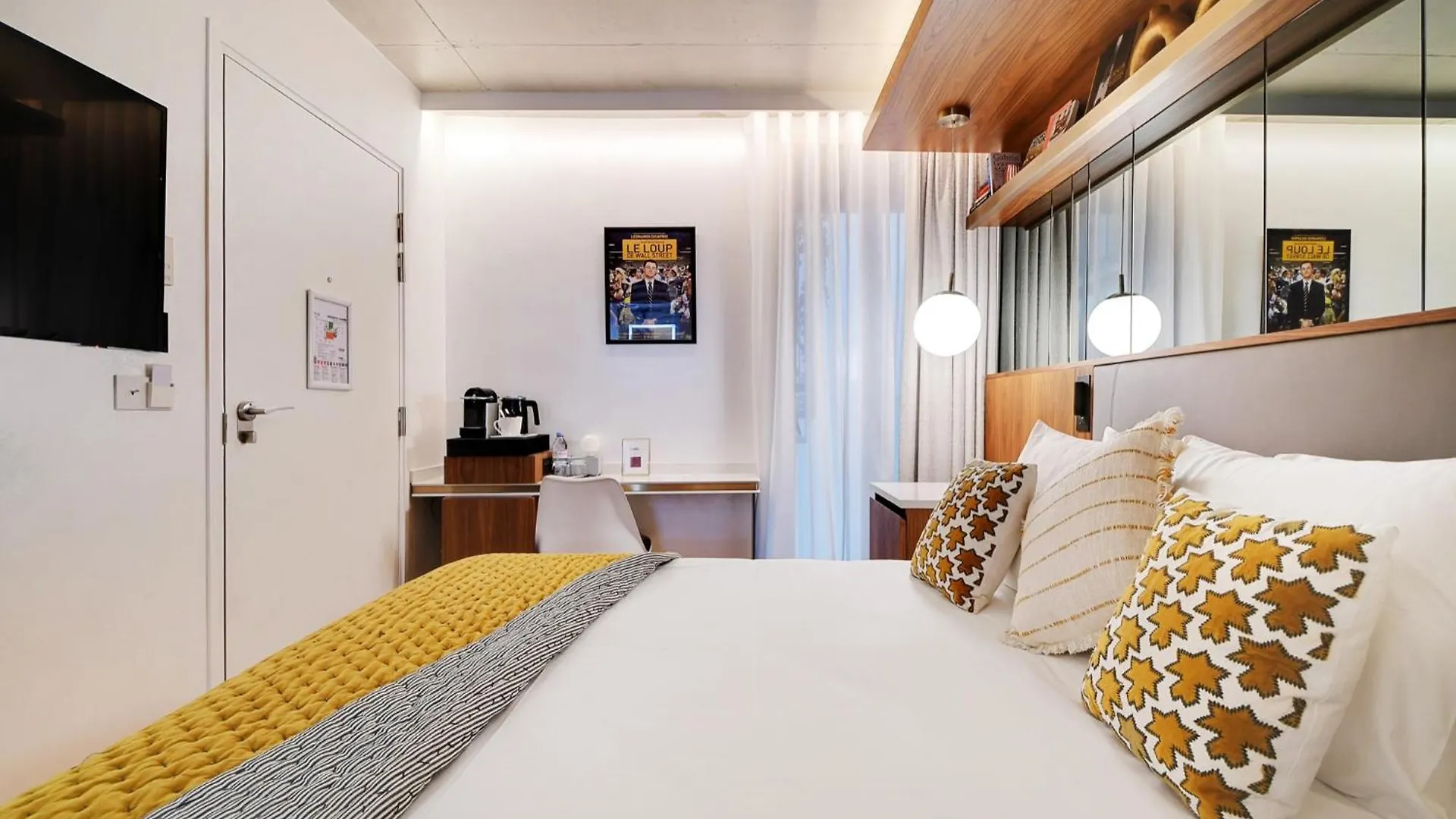 Hotel Card 4*